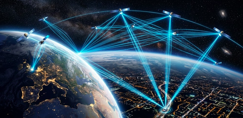 How real-time GPS tracking works satellites transmitting signals to a vehicle on Earth