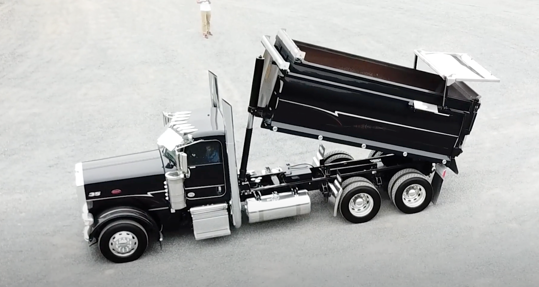 What to Know Before Using a Dump Truck to Tow Equipment