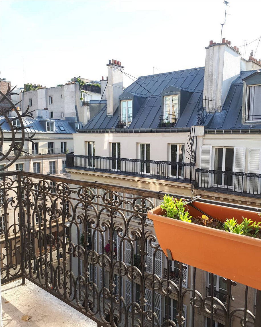hotels in le marais with fitness room
