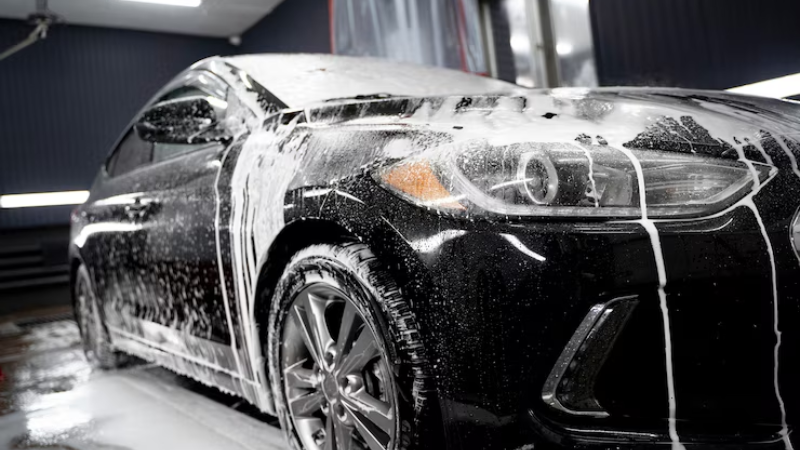 A car with PPF coating should be cleaned by hand washing instead of automatic car washing