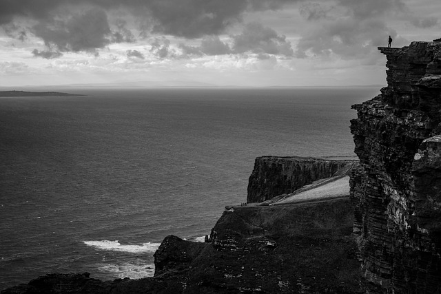 the-cliffs-of-moher-and-the-burren