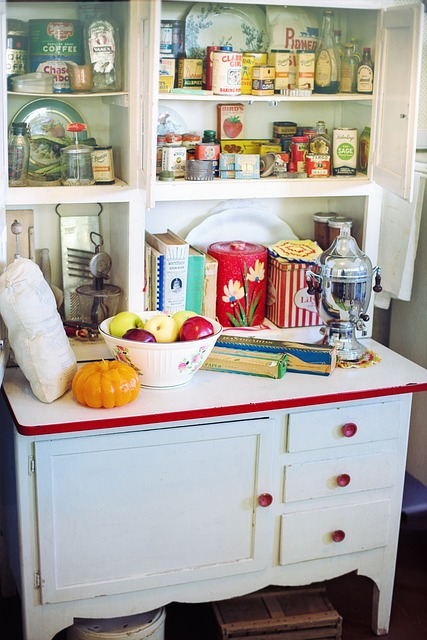 retro kitchen, vintage cupboard, retro