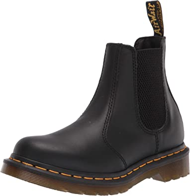 Dr. Martens 2976 Chelsea Boots