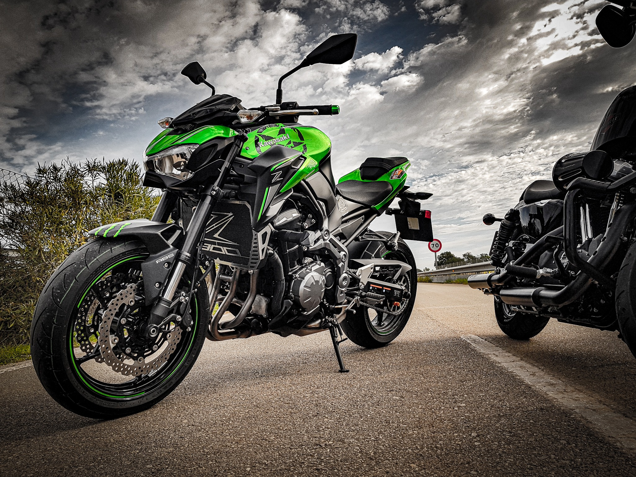  A green Kawasaki Z900 motorcycle