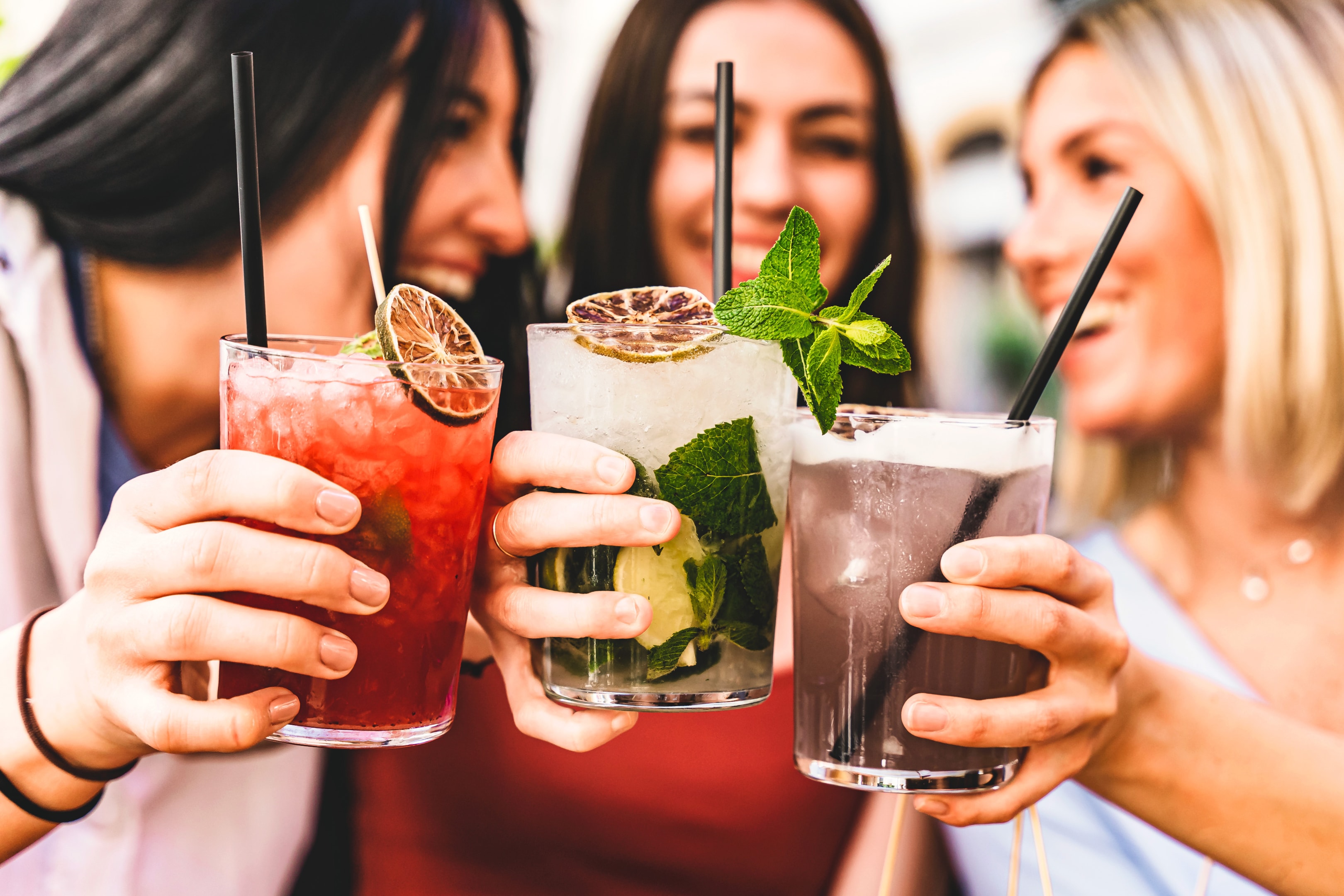 THC infused drinks via marijuana, weed, or hemp have become a nice alternative to drinking alcohol at bars or with friends, as some prefer the effects of marijuana, weed, or hemp and love avoiding the hangover.