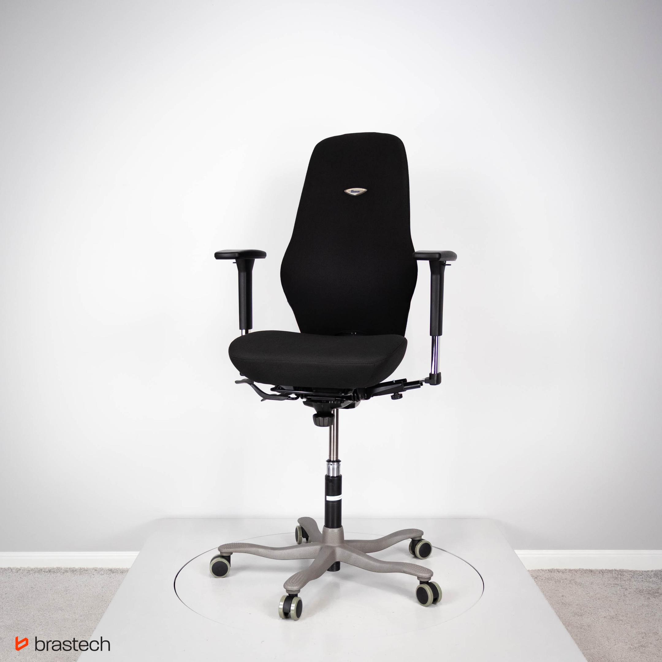 Krzesła biurowe ergonomiczne ranking 1600–2500 zł – najlepsze modele do pracy biurowej w 2026 roku 9 Kinnarps Plus. Źródło: Brastech