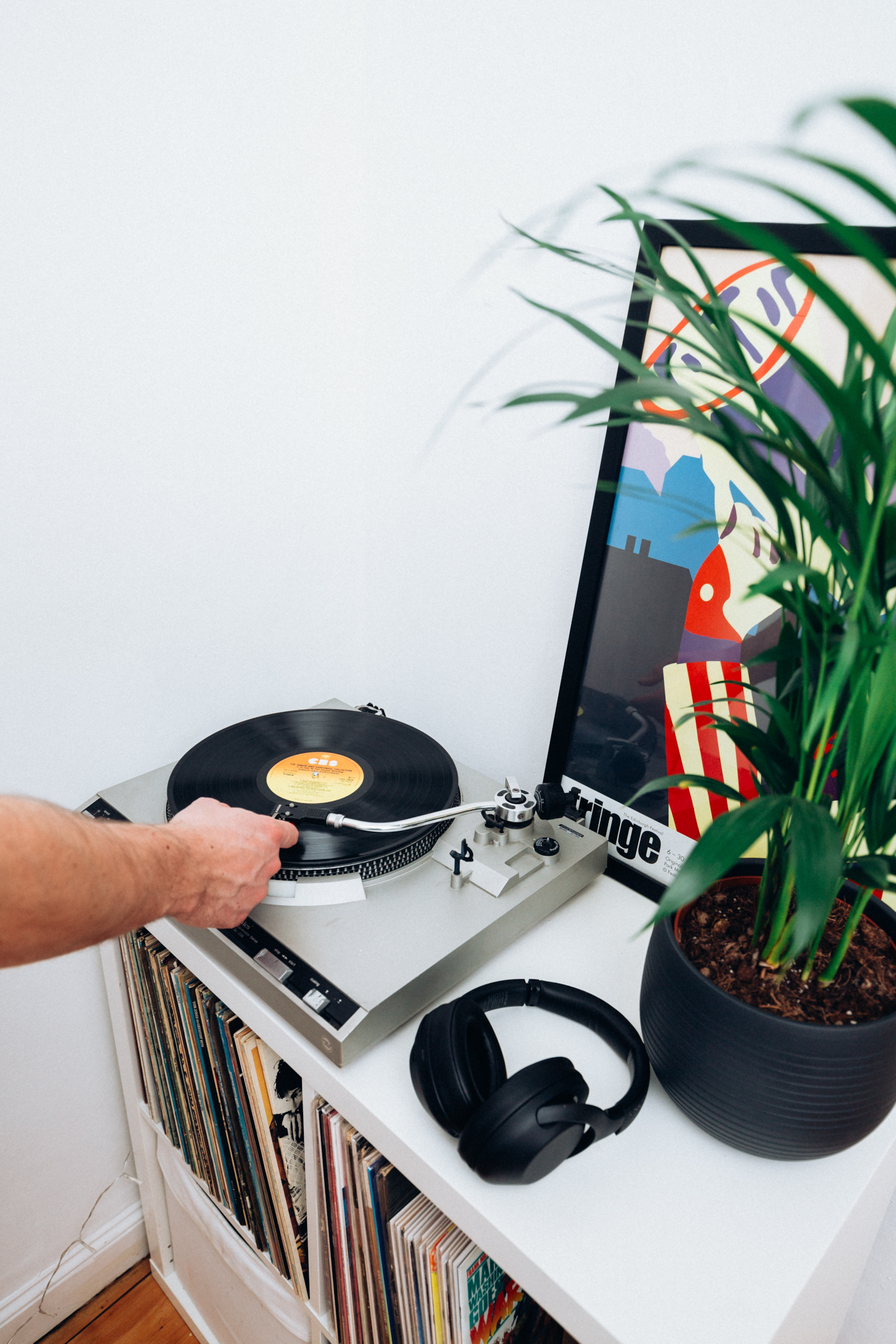 Portable turntable