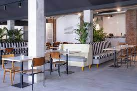 Immagine di un ristorante informale