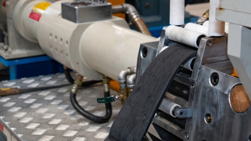 Vulcanized rubber Conveyor belts in industrial areas
