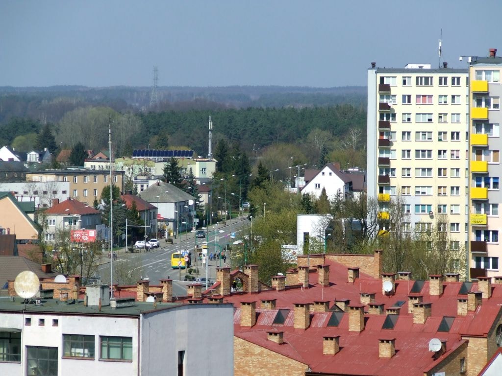 Ostrołęka (źródło: https://commons.wikimedia.org/wiki/File:Ostro%C5%82%C4%99ka_-_widok_z_10_pi%C4%99tra_(10).JPG)