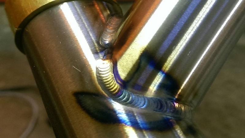 There was a problem when welding titanium using the usual method.