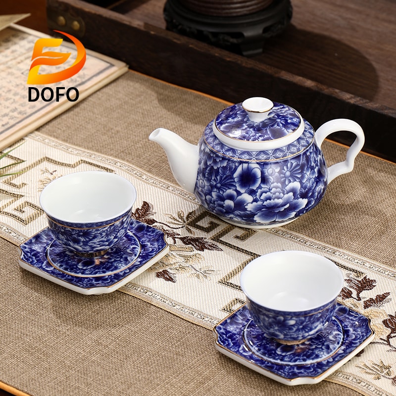 Blue and white old ice plum teapot(chinese tea set)