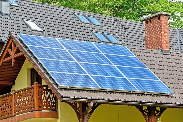 TheRainGauge.com solar panels, heating, renewable energy