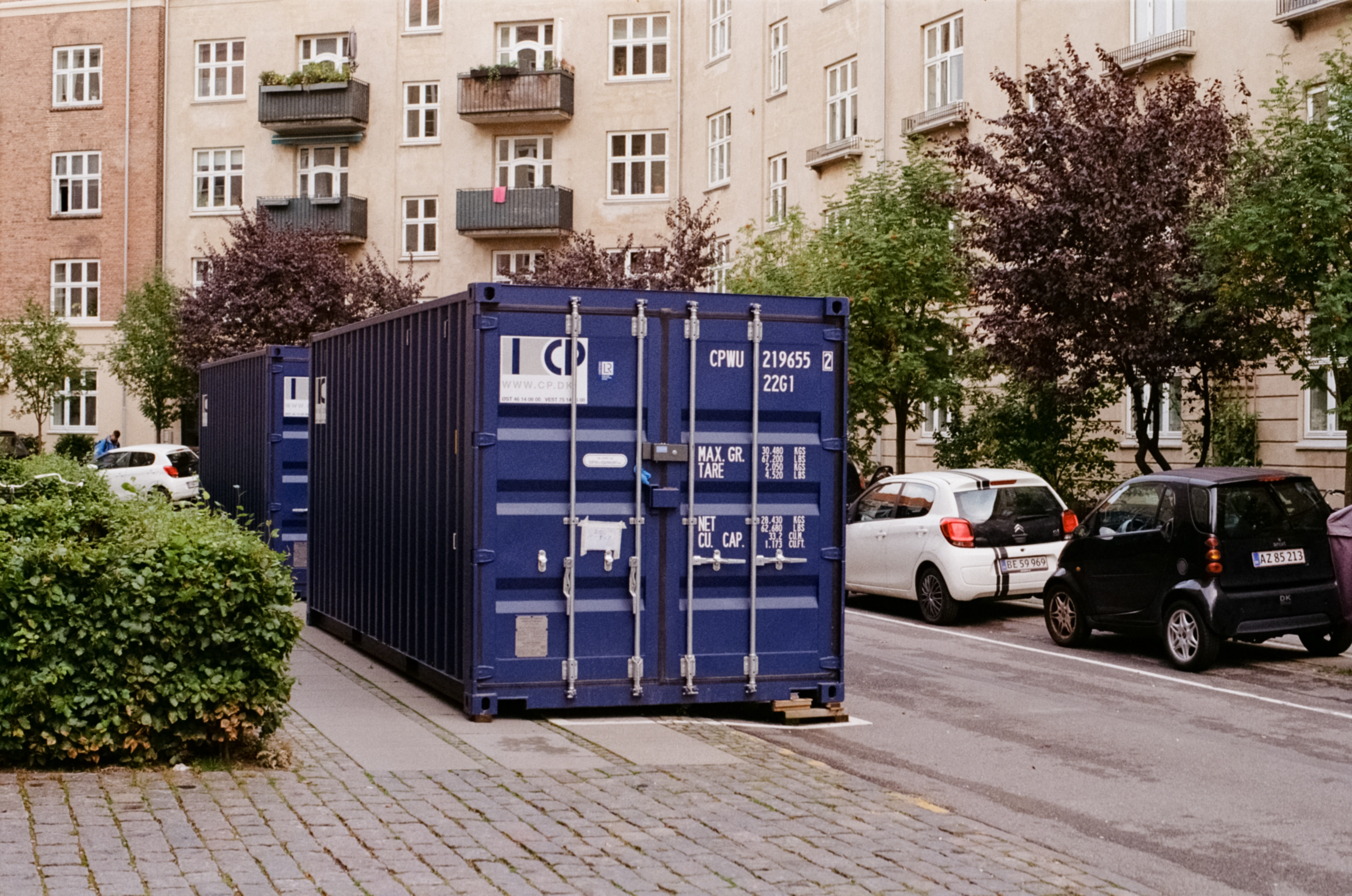 enclosed car transport