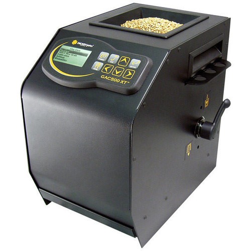 An image of the Steinlite moisture tester integrated with Agvance Scale Interface for precise and efficient moisture measurement.