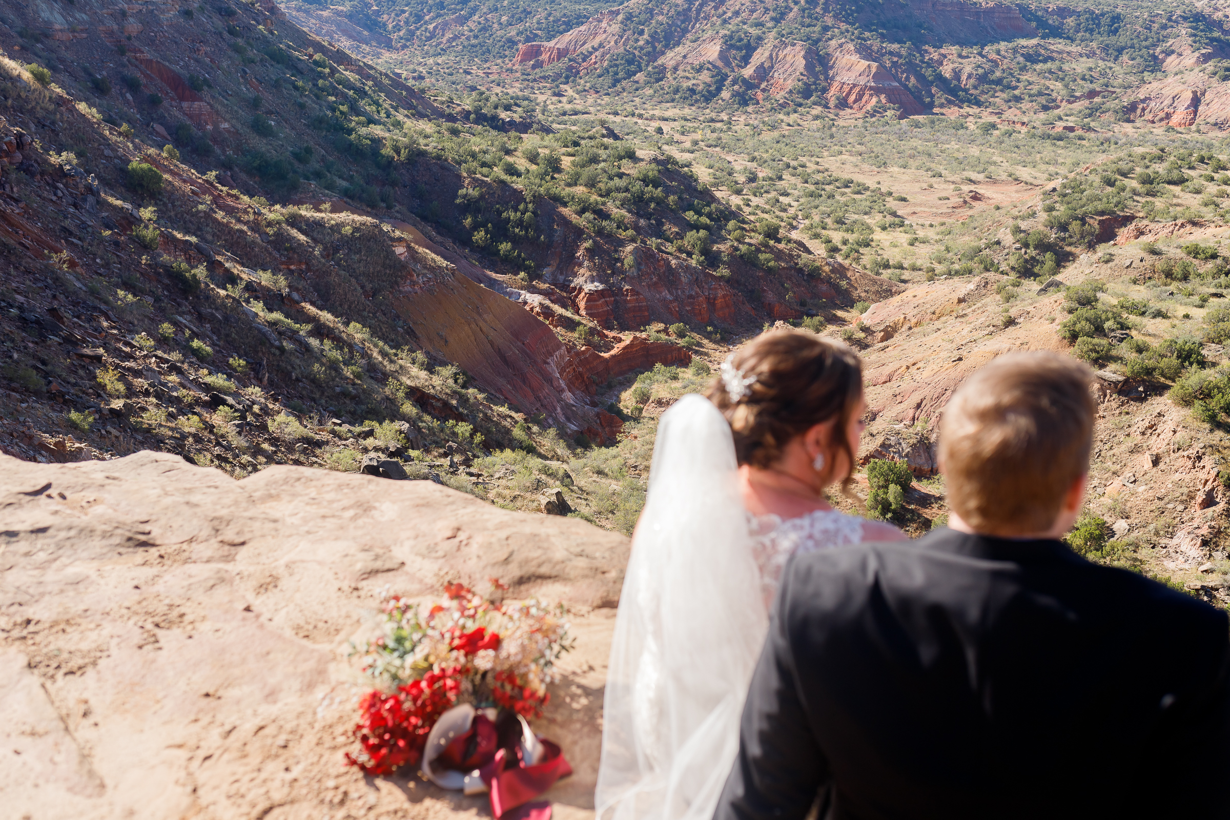 Texas Elopement in Canyon, Texas. Photo taken by elopement photographer Karole Johnson Photography