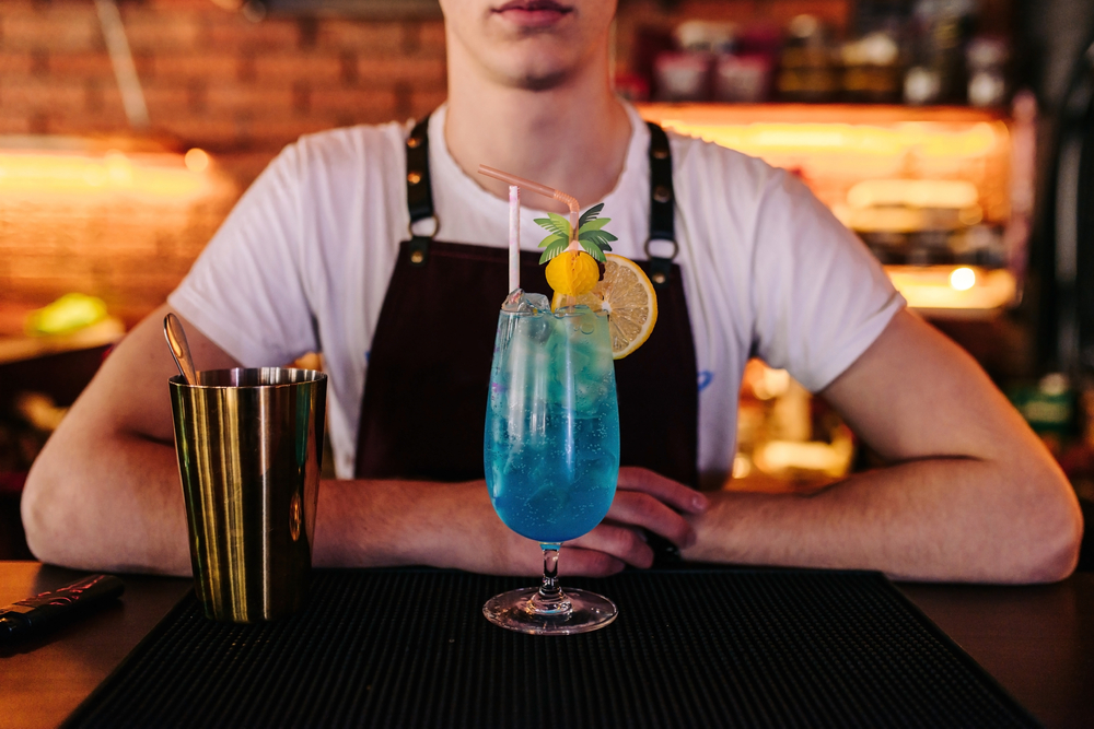 How To Tell if a Mobile Bar Hire is Good or Not? -