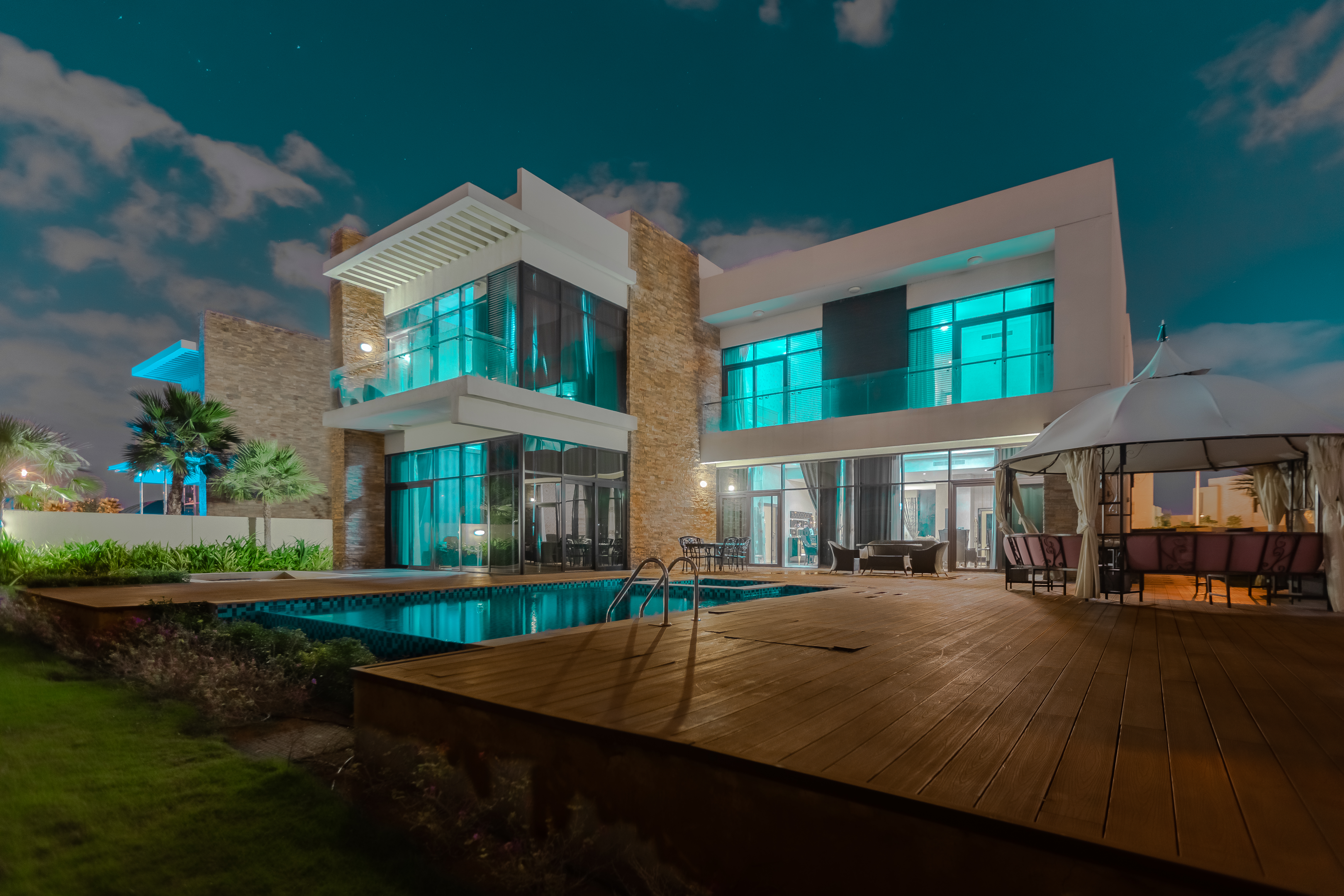 Luxury villas in uae for investments