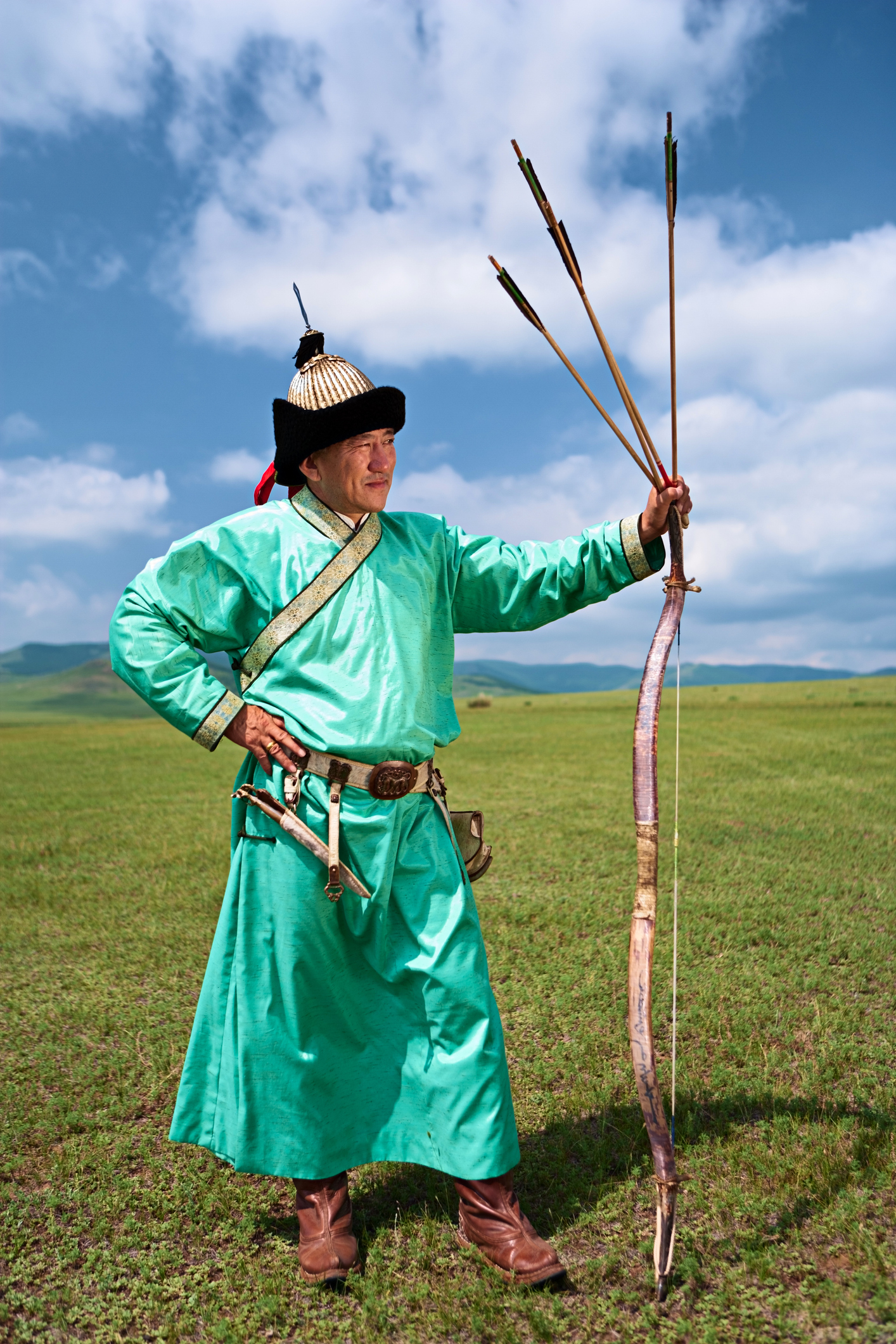 An image showcasing different types of traditional hats worn in Mongolia, including the mongolian traditional clothes