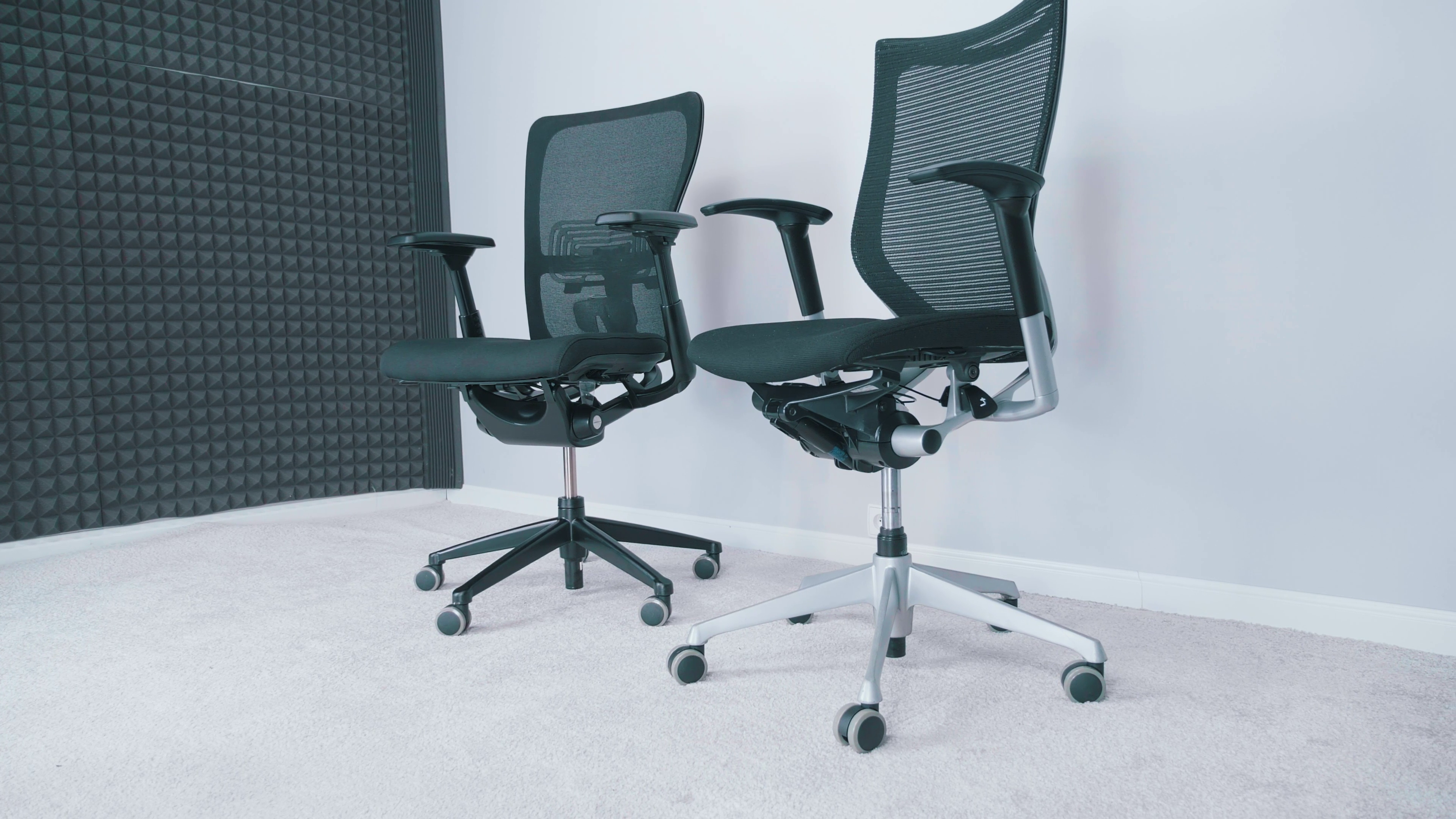 Recenzja Okamura CP Baron – ergonomiczny fotel biurowy klasy premium 9 Porównanie Opakmura Baron VS Haworth Zody. Źródło: Brastech