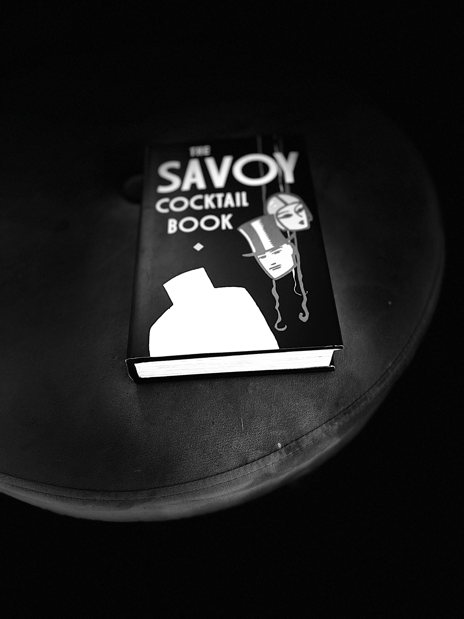 Savoy Cocktail book, Cocktail lovers book, Classic Cocktails, coffee table book
