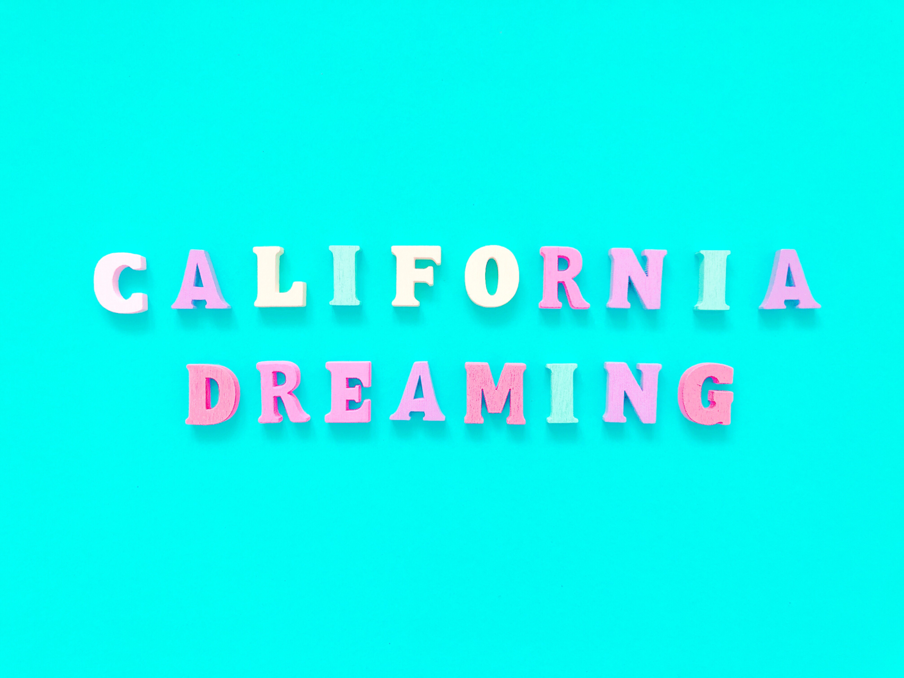 Looking to live the California dream? Make it possible by subletting an apartment or having a regular lease!