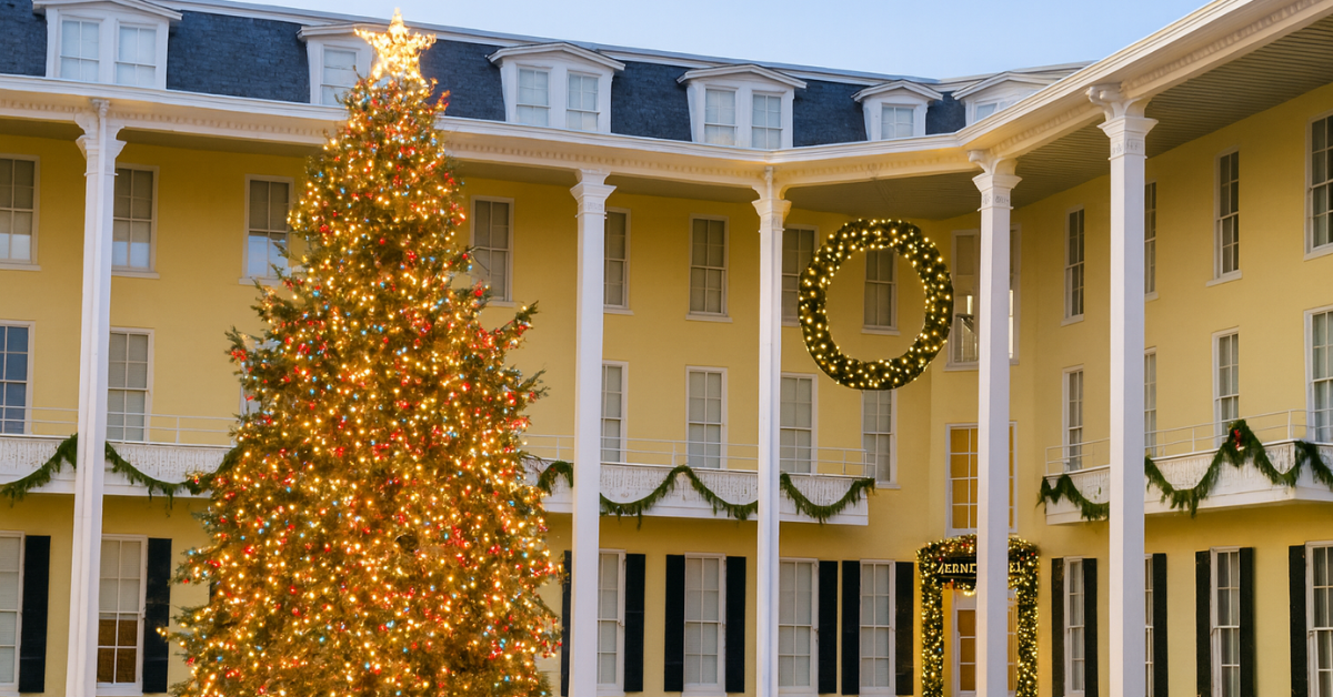 Beautifully lit Christmas tree at Cape May’s Congress Hall during Christmas in NJ, showcasing iconic Jersey Shore holiday events, tree lighting ceremonies, and festive coastal décor.