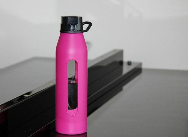 A water bottle suitable for cyclists.