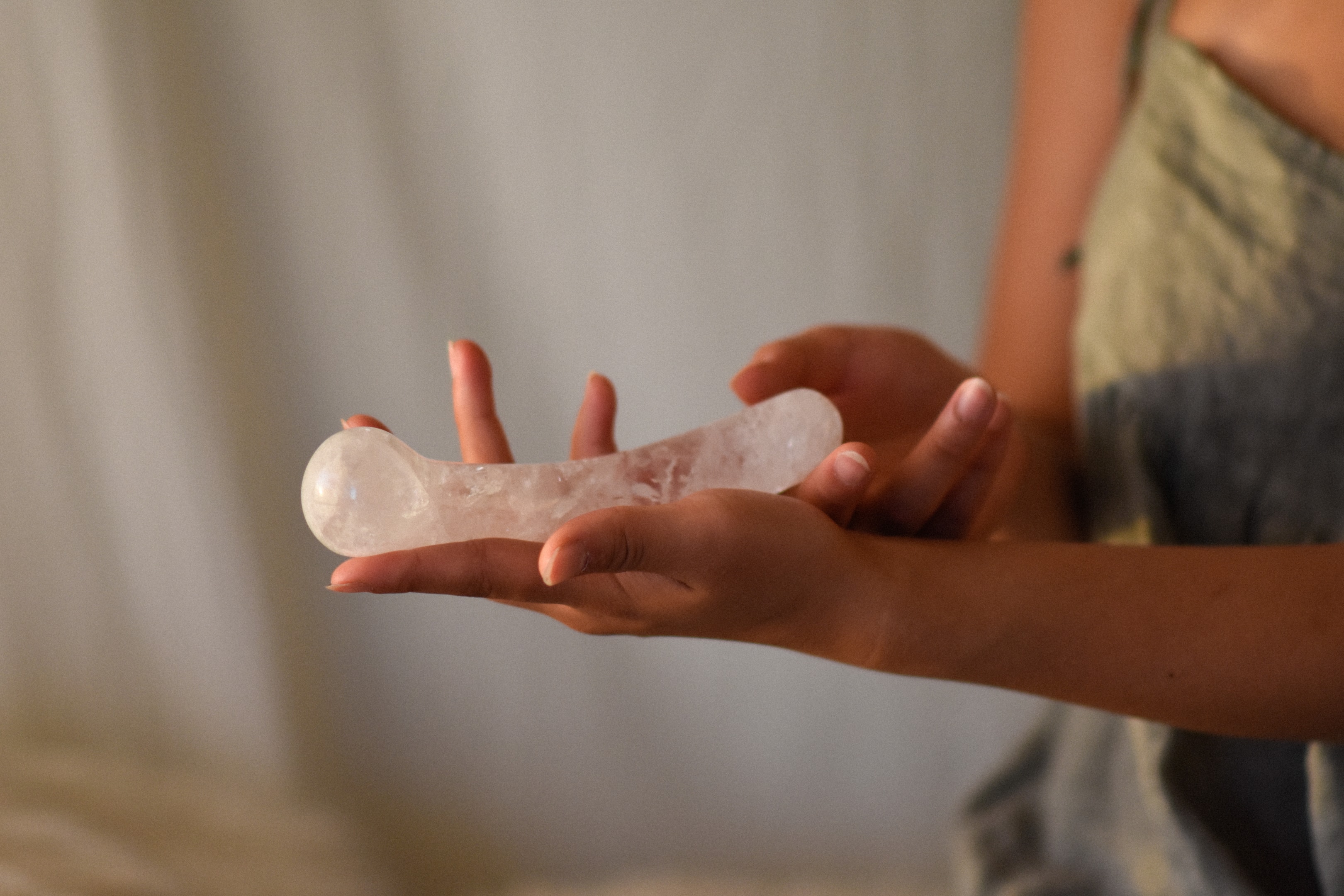 sex magic manifesting with crystals