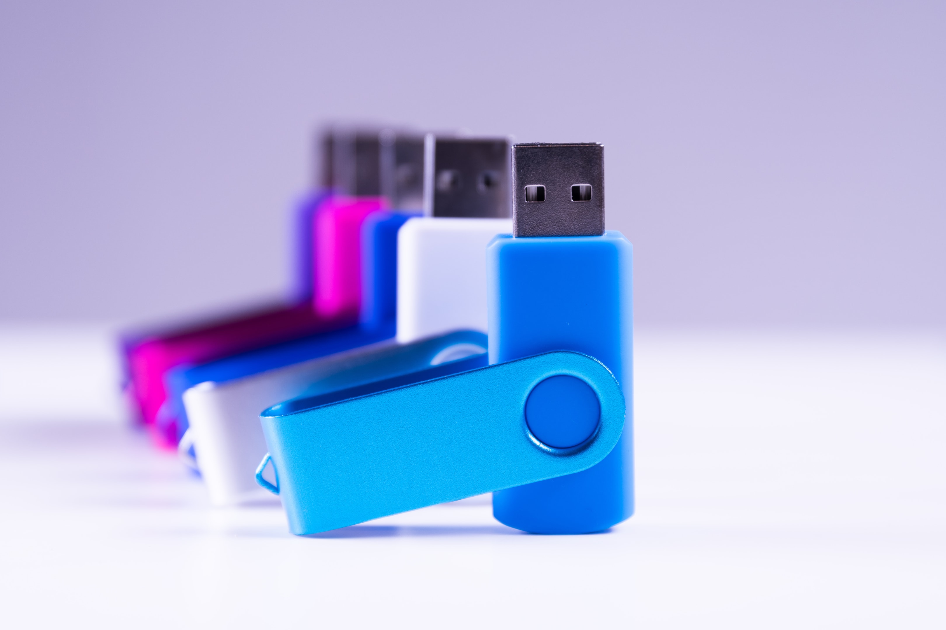 USB Flash drives as tech gifts in the corporate world - corporate gifts 