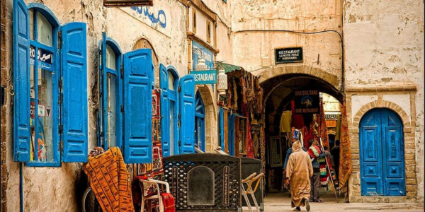 Explorer la vieille ville d'Essaouira une des attractions à ne pas manquer lors de votre séjour à Essaouira Maroc
