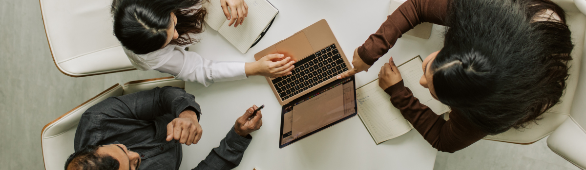 Tłumaczenia przysięgłe z języka ukraińskiego - tłumaczenia pisemne, tłumaczenia ustne, tłumaczenia przysięgłe online