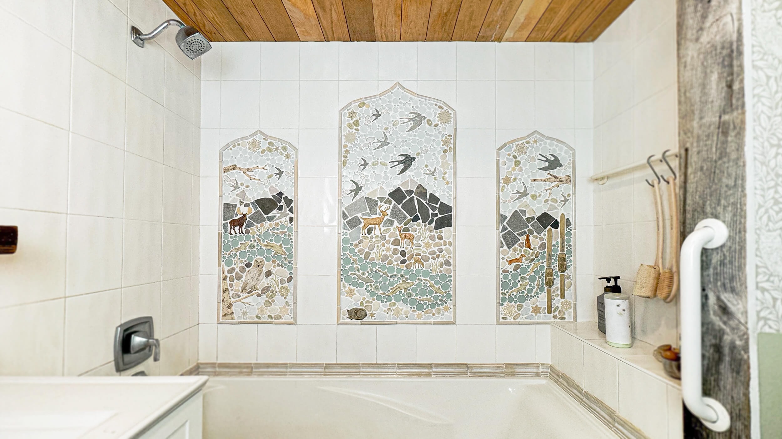 Make your bathroom stand out with bathroom tile ideas