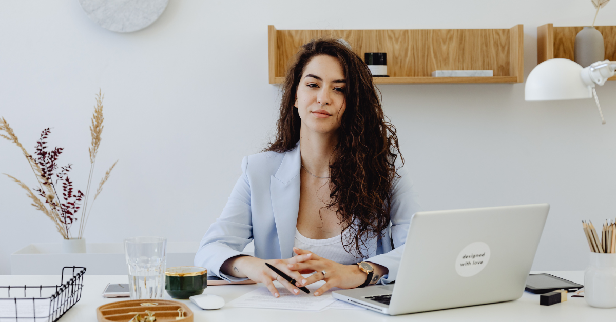 A woman working under the OnlyFans business model.