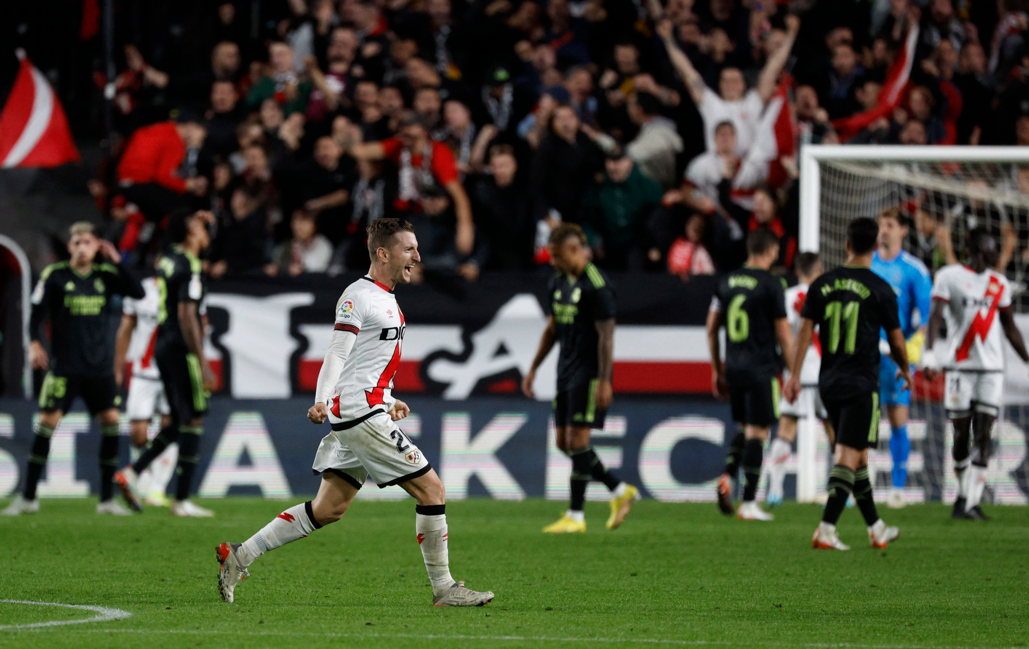8 November 2022, Real Madrid kalah 2 3 dari Rayo Vallecano