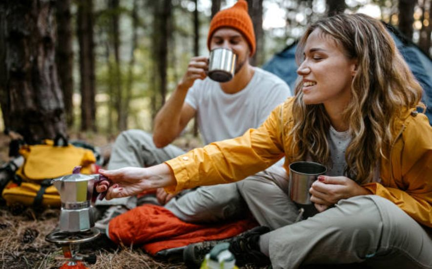 The Art of Cozy Camping: Tips for Creating a Romantic Campsite with Your Partner