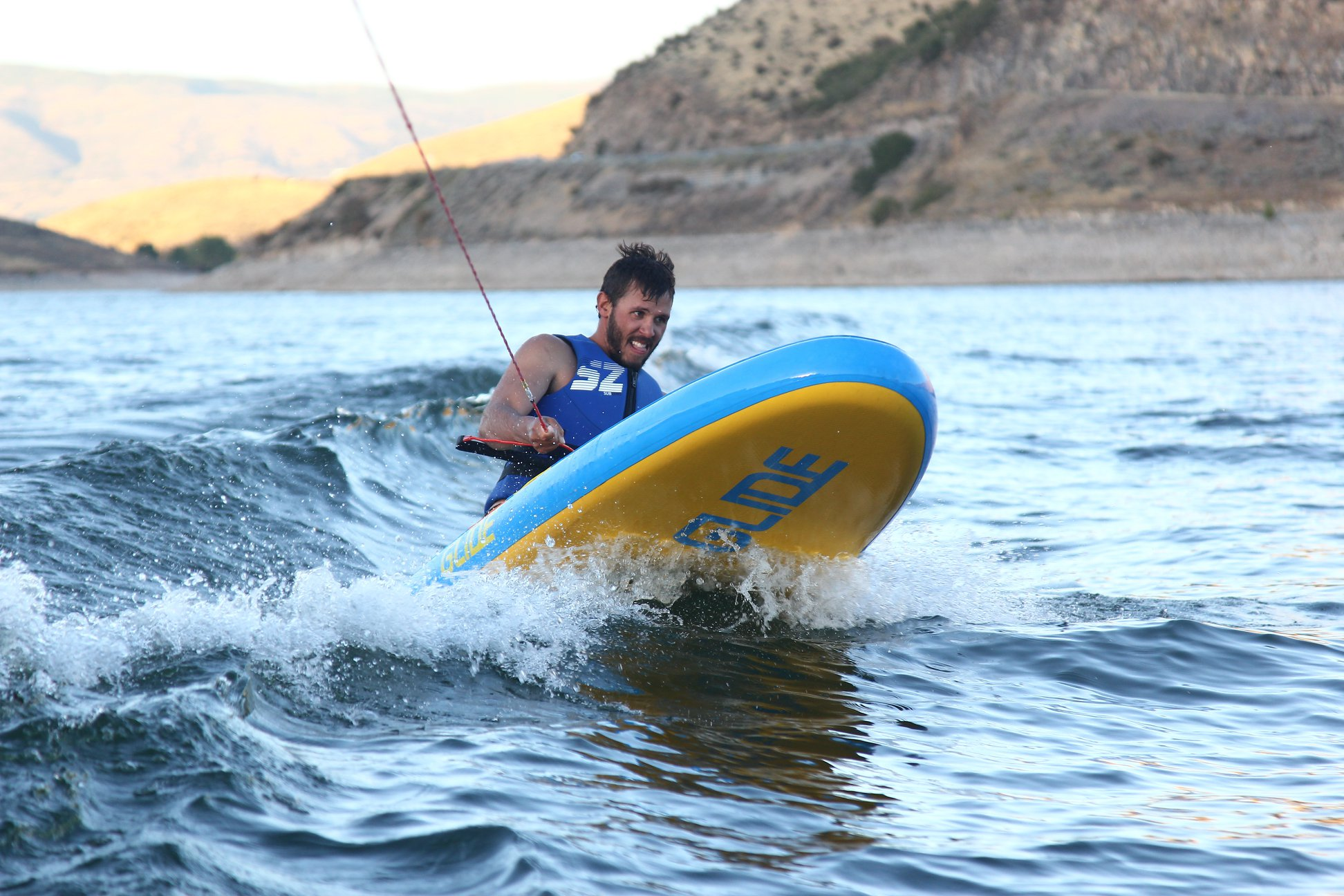 inflatable stand up paddle board