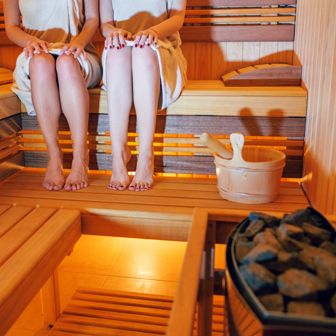 How do I choose the right 2-person sauna for me and my partner?