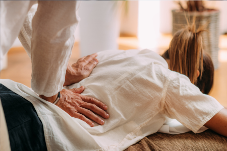 Jak działa masaż shiatsu?