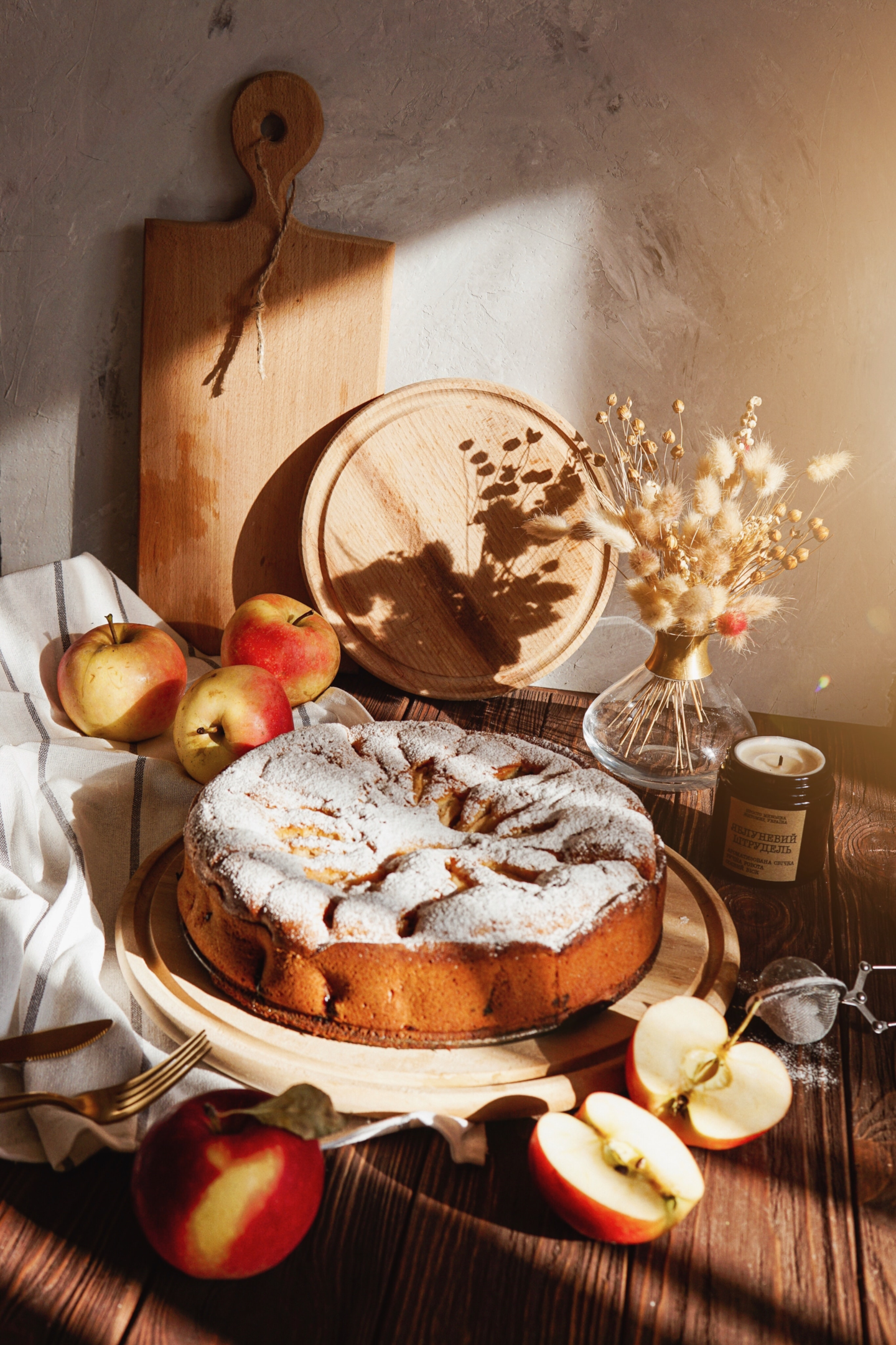 Apple Streusel Coffee Cake