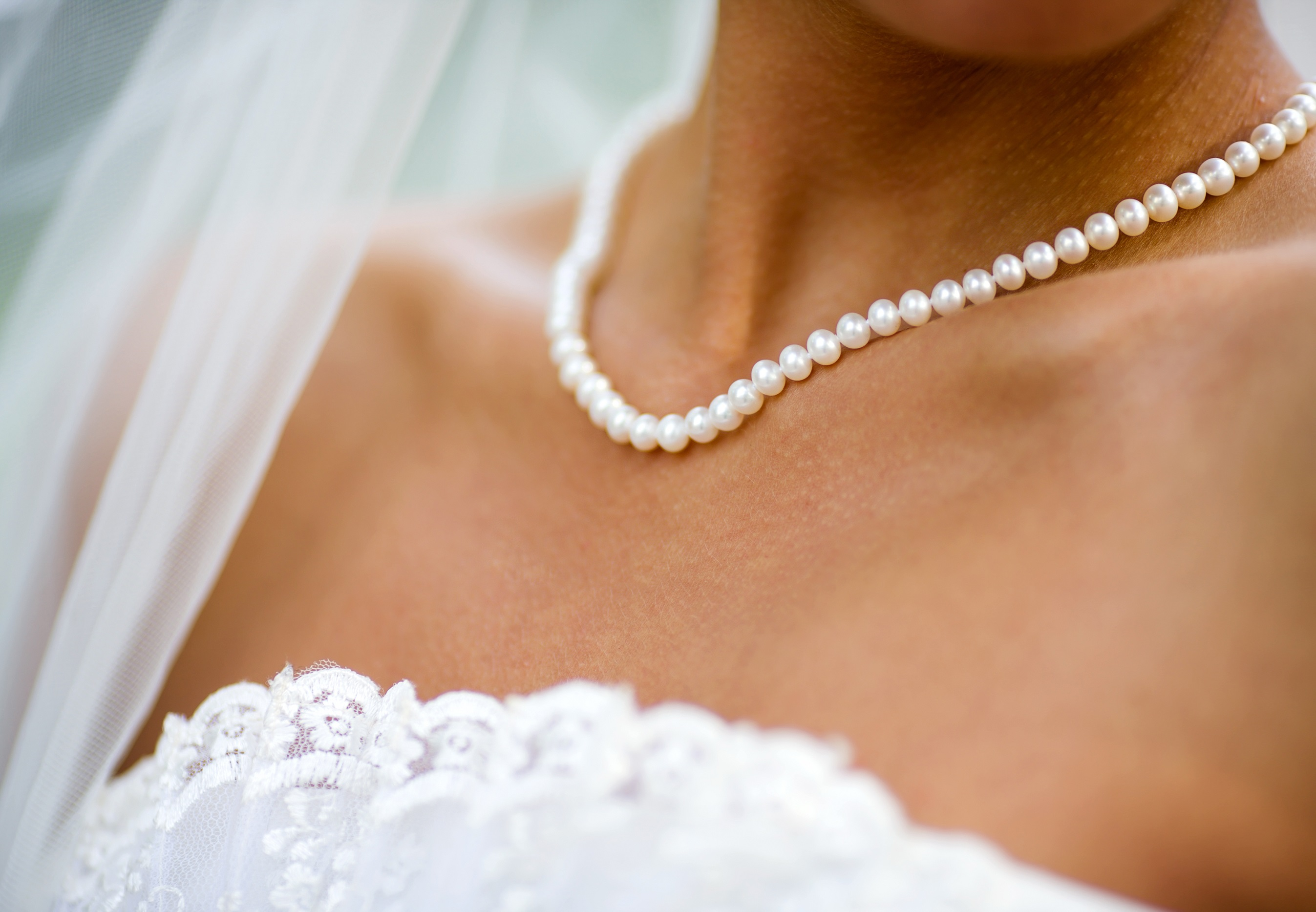                                                          Simple Wedding Day Pearls