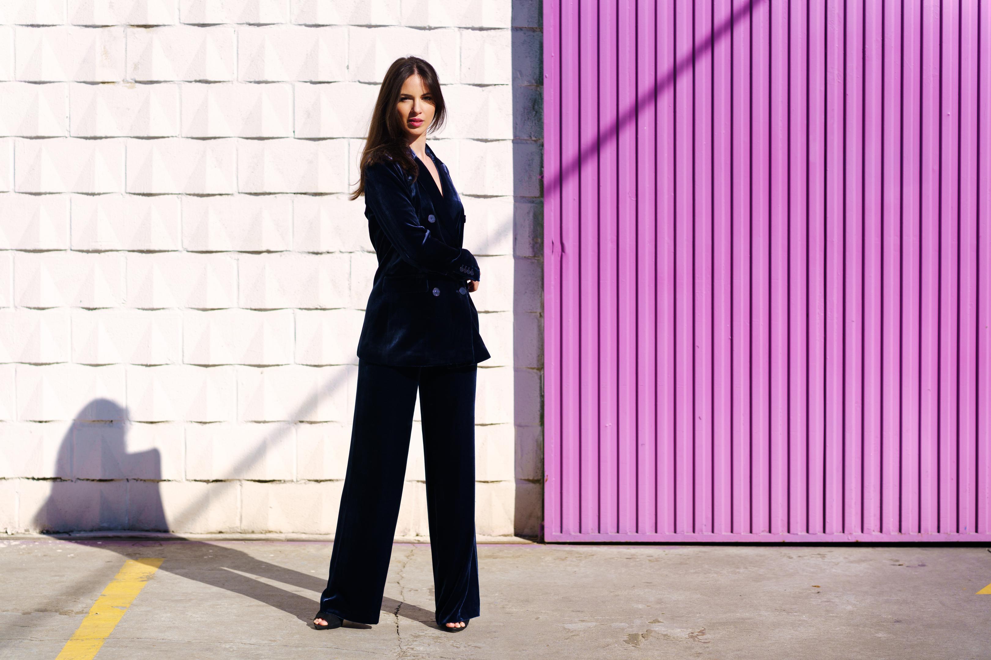 autumn capsule wardrobe blazer outfit 2026