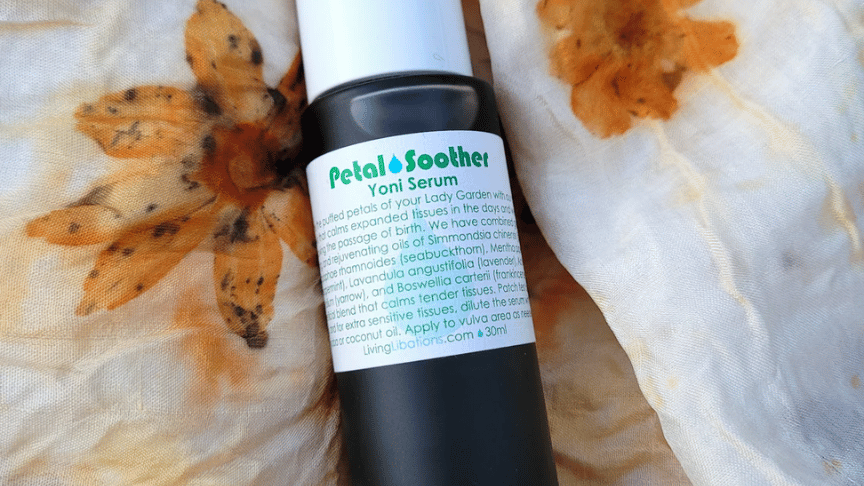 Petal soother yoni oil