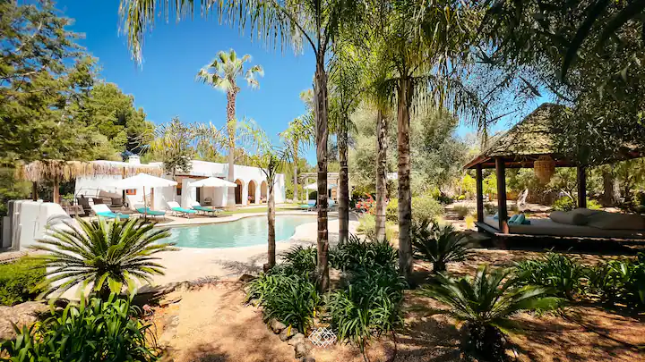 Airbnb en España; piscina privada