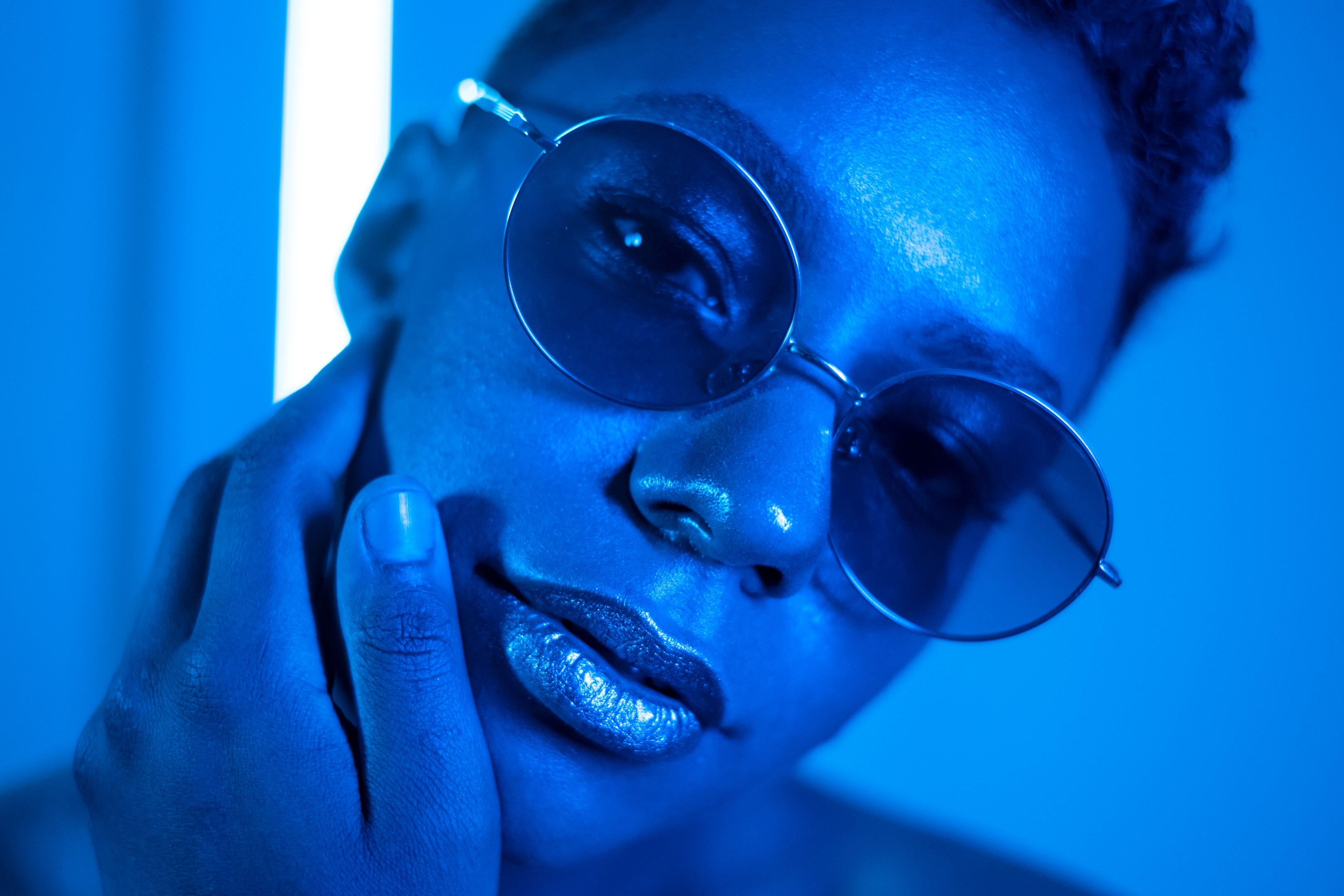 UV Light and Your Eyes: How to Stay Safe from Harmful Radiation