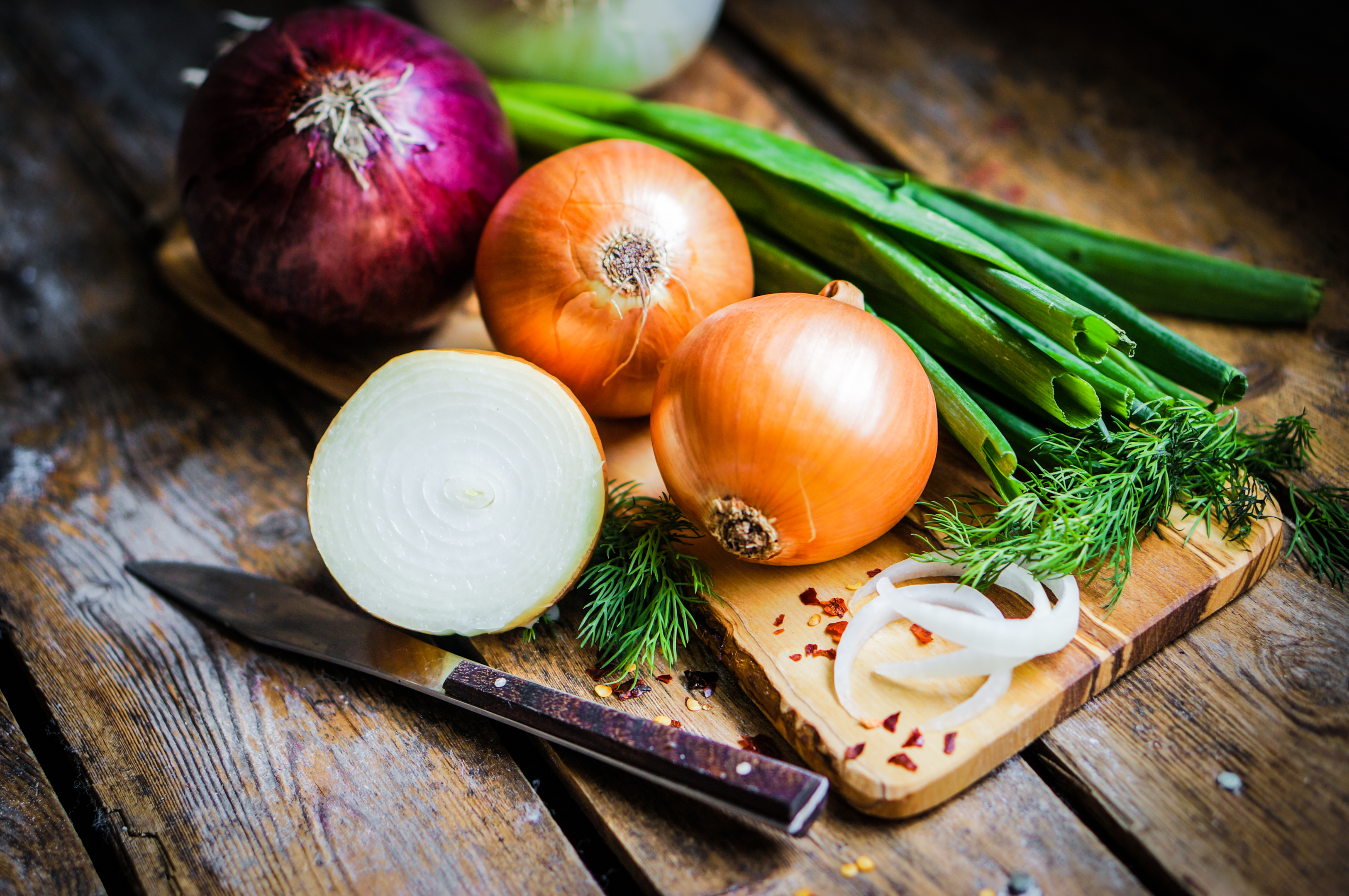 onion in kitchen countertop