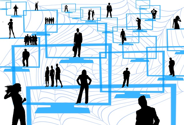 facebook paid reach, facebook fans, target audience