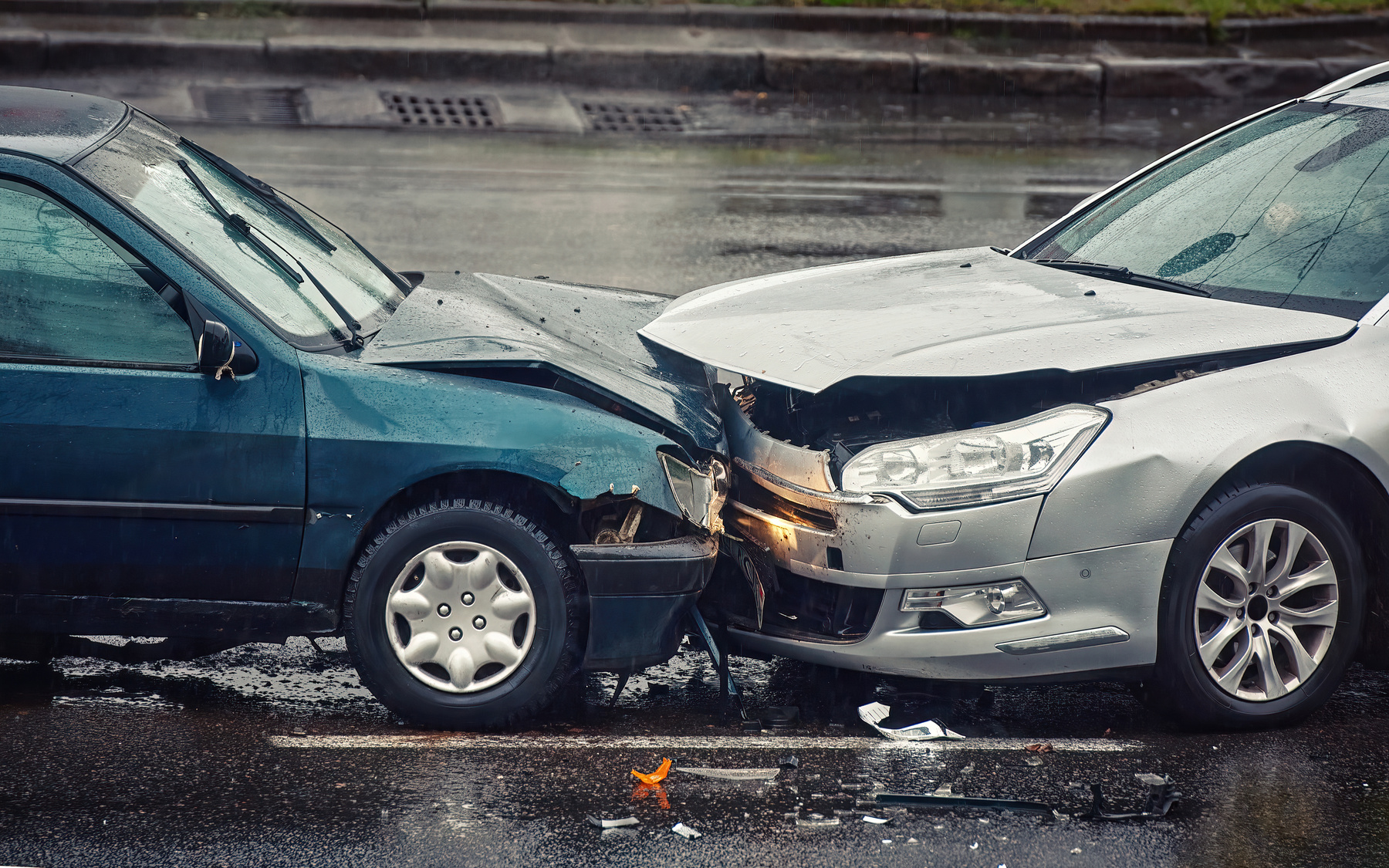 DIY car crash repair: Beware of potential complications and further damage
