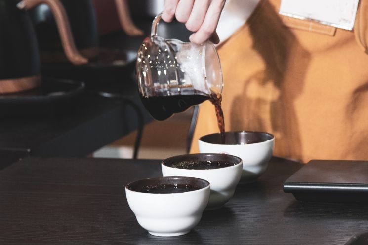 kawa lavazza puszka qualita oro
