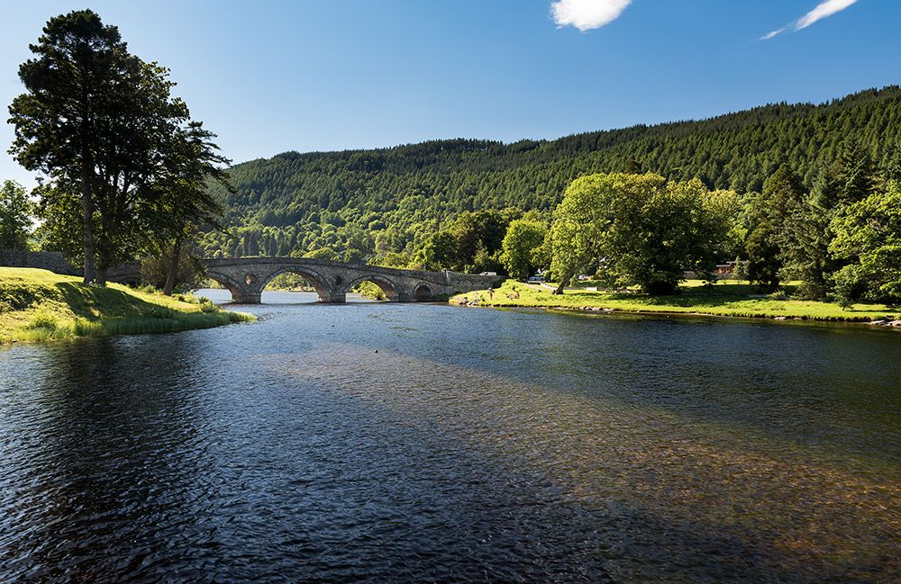Image sourced from Kenmore Luxury Lodges at: https://www.kenmoreluxurylodges.co.uk/gallery/
